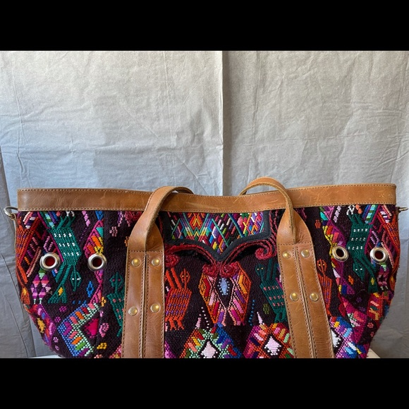 Nena & Co. Artisan Bag - Picture 5 of 14